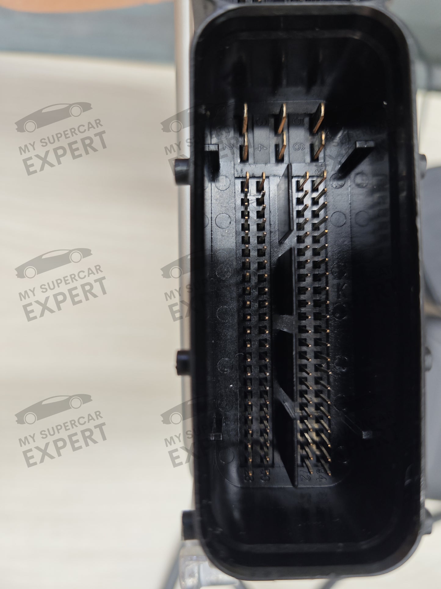 All brands Bosch EDC17CV54 Engine Control Unit 0281020205 Aftermarket
