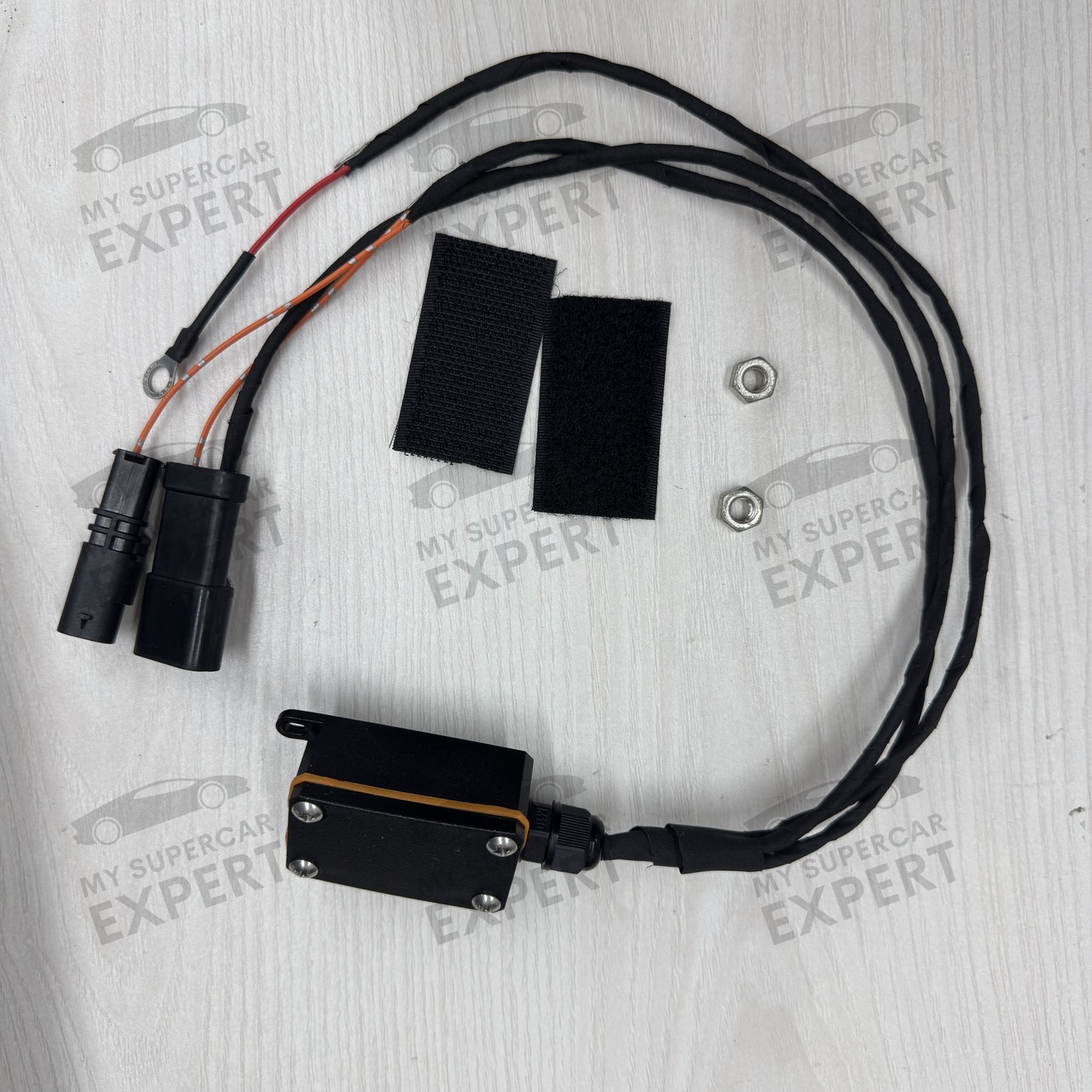 McLaren MP4-12C 650S 625C 675LT 570S 540C 600LT 620R P1 2011-2021 12V Battery Emulator Kit