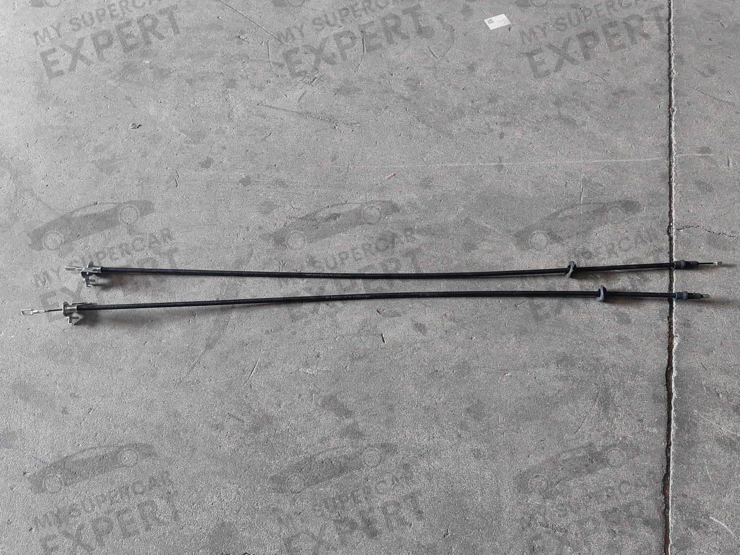 Ferrari 458 (F142) Parking Brake Cable 257913 257912 251268 aftermarket