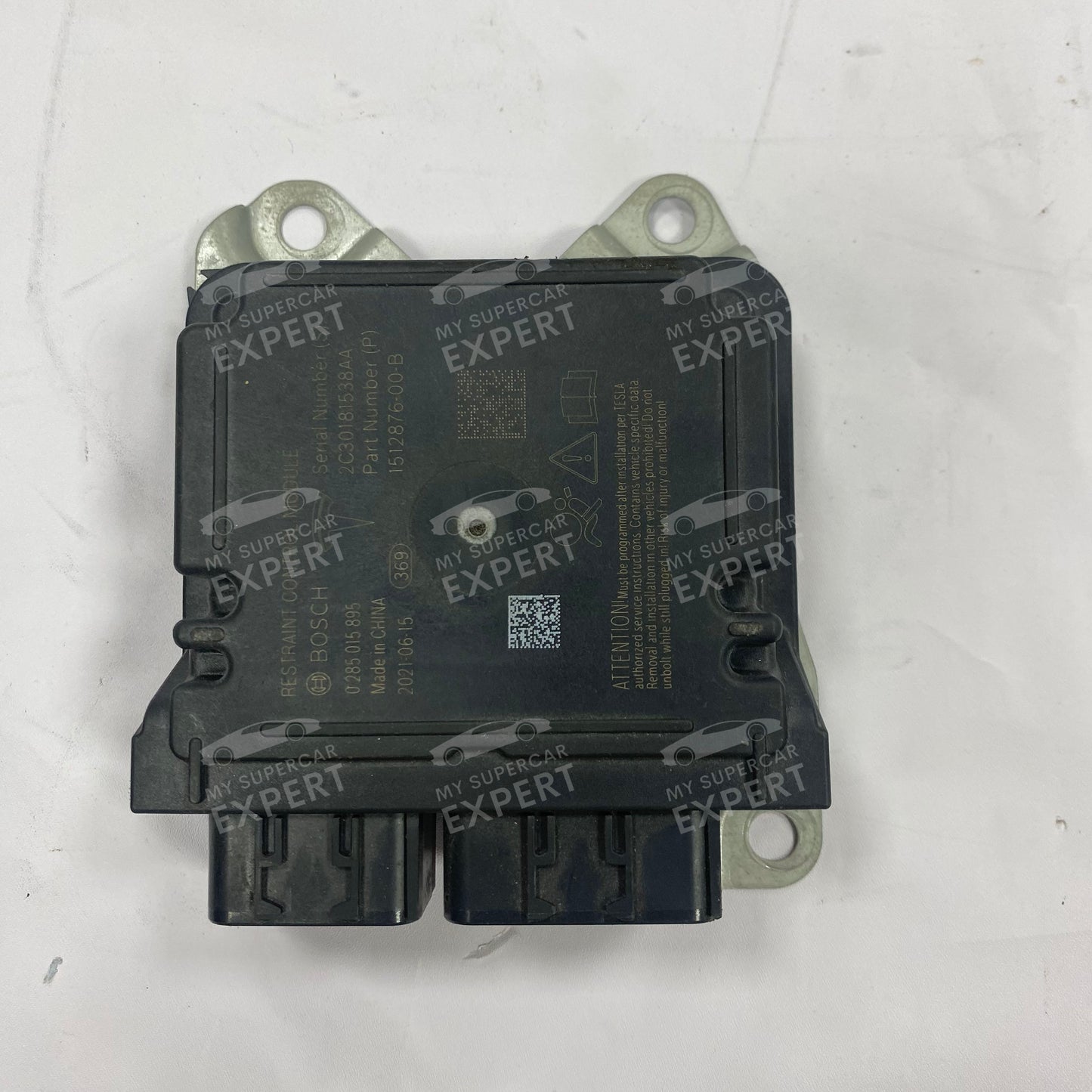 Tesla Model 3 Model Y Airbag Control Unit Bosch 0285015895 1512876-00-B used