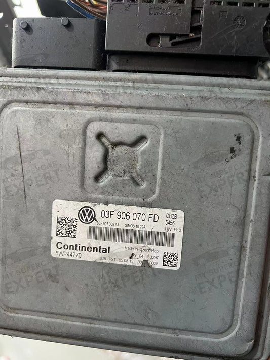 Volkswagen Polo (Mk5) 2009-2014 Engine Control Unit ECU Continental Simos 10.22 CBZB Engine 03F907309AJ 03F906070FD 5WP44770 used