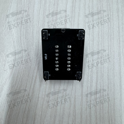 Basic portable chip detector transistor tester FNIRSI LCR-P1 for beginners in electronic repair