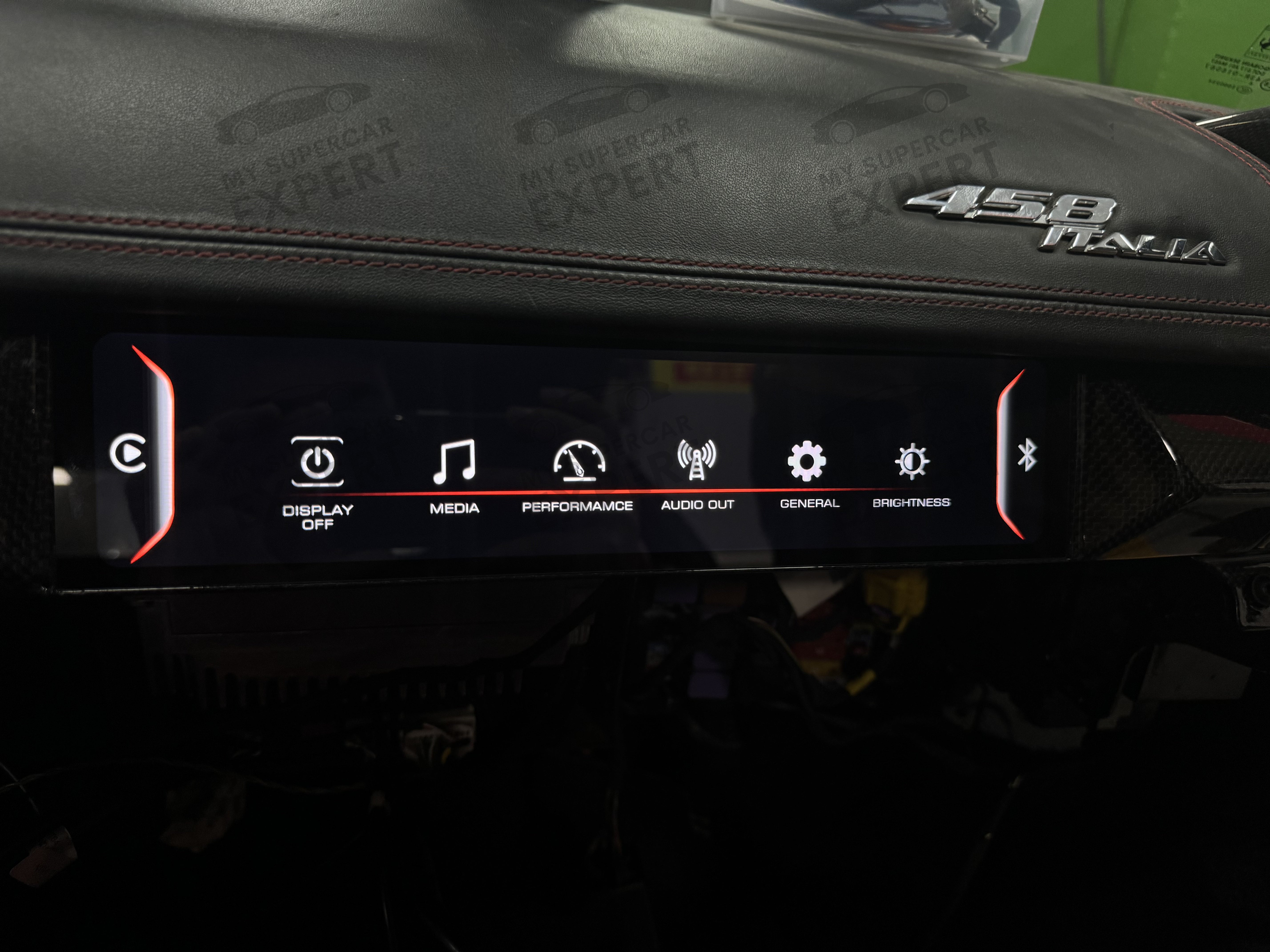 Ferrari Display/screen Ferrari 458 (F142) 2009-2015 Aftermarket Passenger Display Upgrade Kit ...