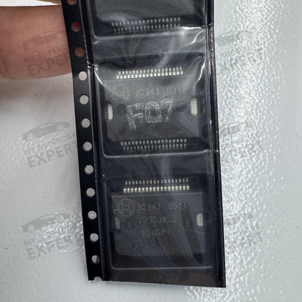 Refurbished Bosch 30343 power driver chip commonly used on ECUs such as VW ME7.5