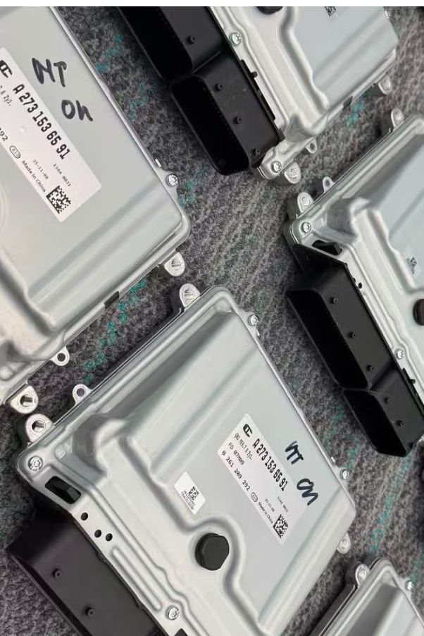 <h4><strong>New in</strong></h4><h2>Parts</h2>