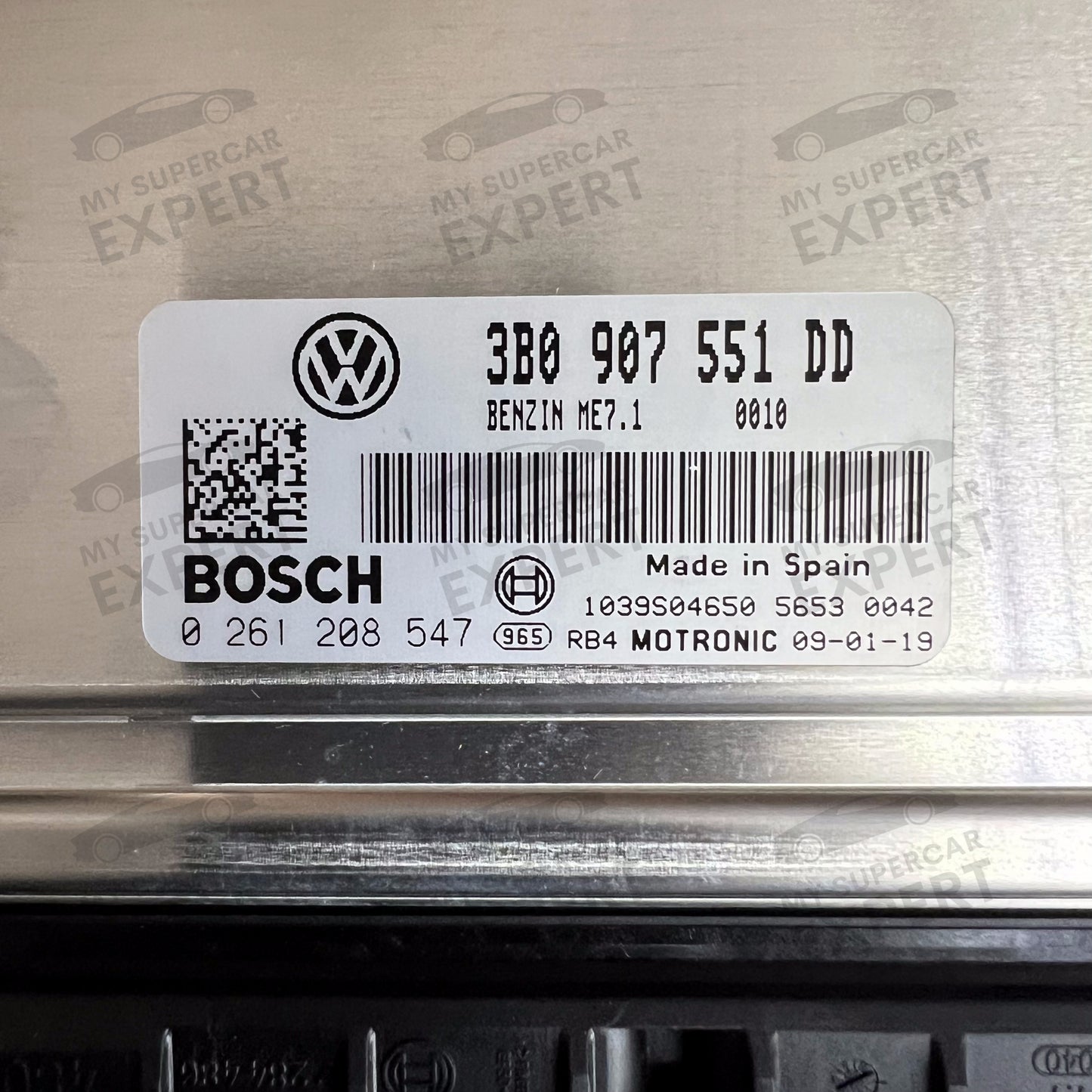 Skoda Superb Bosch ME7.1 Engine Control Unit ECU 3B0907551DD 0261208547 new