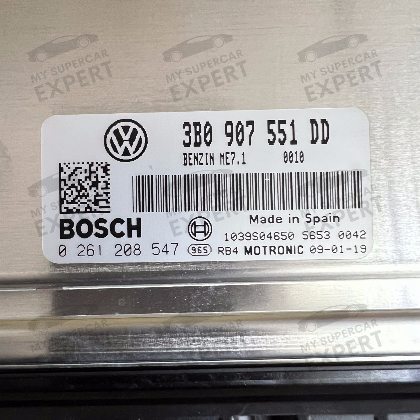 Skoda Superb Bosch ME7.1 Engine Control Unit ECU 3B0907551DD 0261208547 new