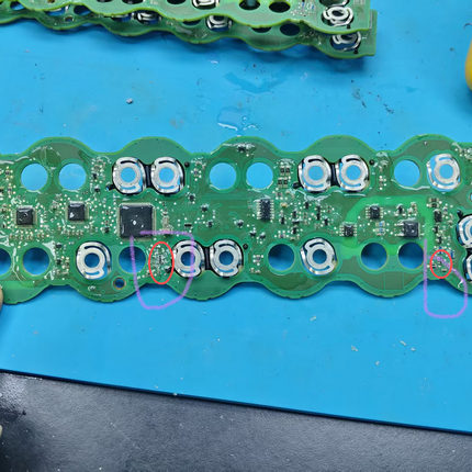 Land Rover Range Rover (L405) Range Rover Sport (L494) 2012-2021 Johnson Controls 260V 1.76 kWh Lithium Battery Data Acquisition Board Repair Kit